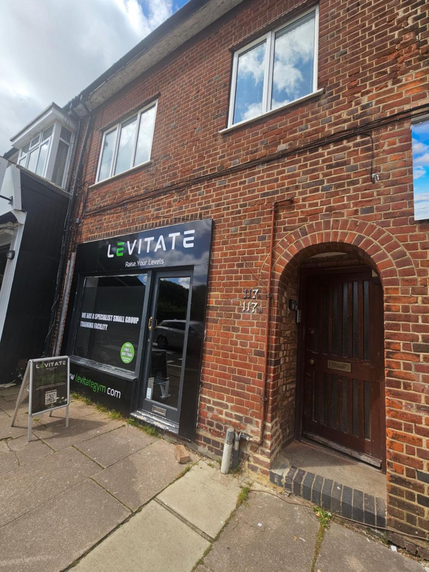 St Albans City Stays - Near Luton Airport - St Albans Abbey & City Train Station - Close To London- Harry Potter World - The Odyssey Cinema - Abbey Cathedral- Contractors I Business I Leisure- Sleeps Upto 6 People エクステリア 写真